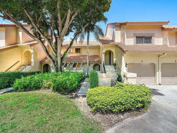 5520 Coach House Circle, Unit G, Boca Raton, FL 33486