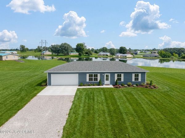 2121 LYNDELL BOULEVARD, New Bloomfield, MO 65063