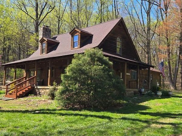 37844 NICEWARNER LANE , LOVETTSVILLE, VA 20180