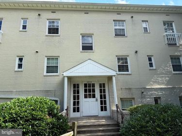 2910 WILLSTON PLACE, Unit 202, FALLS CHURCH, VA 22044