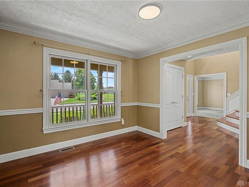 570 Brookmeade Court, Troy, OH 45373 Photo 12