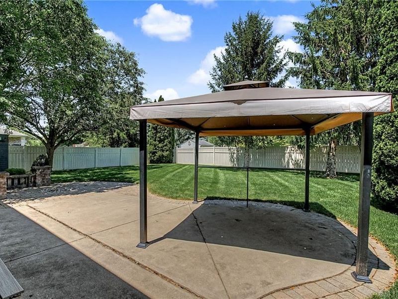 570 Brookmeade Court, Troy, OH 45373 Photo 60