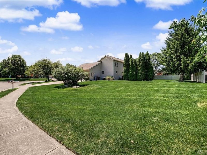 570 Brookmeade Court, Troy, OH 45373 Photo 70