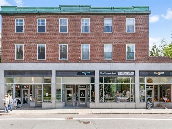 131 Essex Streer, Unit 33, Salem, MA 01970