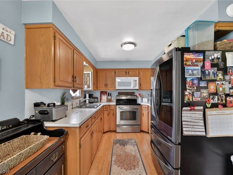 1818 Kenwood Drive , Orrville, OH 44667 Photo 3