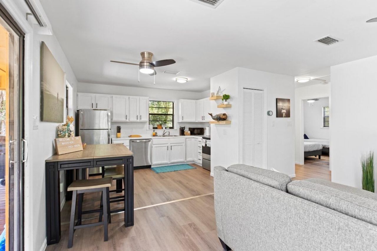 377 Guava Avenue, Marathon, FL 33050 Photo