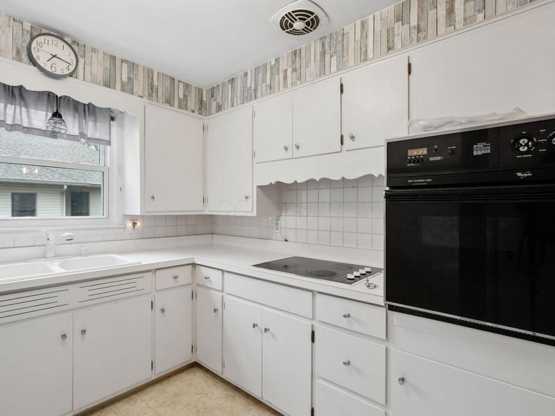 1909 N Columbus Street, Lancaster, OH 43130 Photo 10