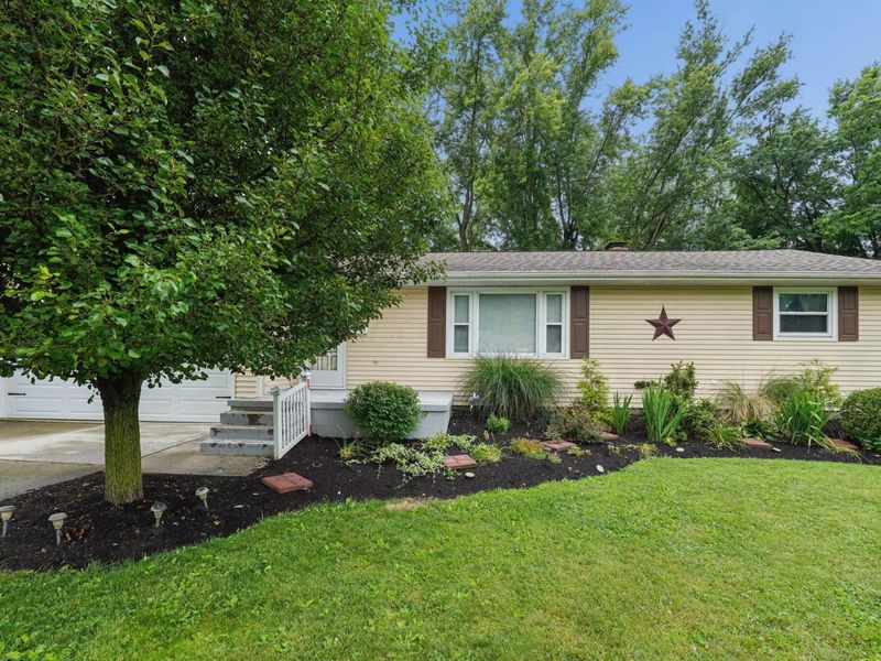 1909 N Columbus Street, Lancaster, OH 43130 Photo 2