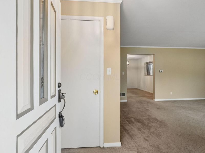 1909 N Columbus Street, Lancaster, OH 43130 Photo 5