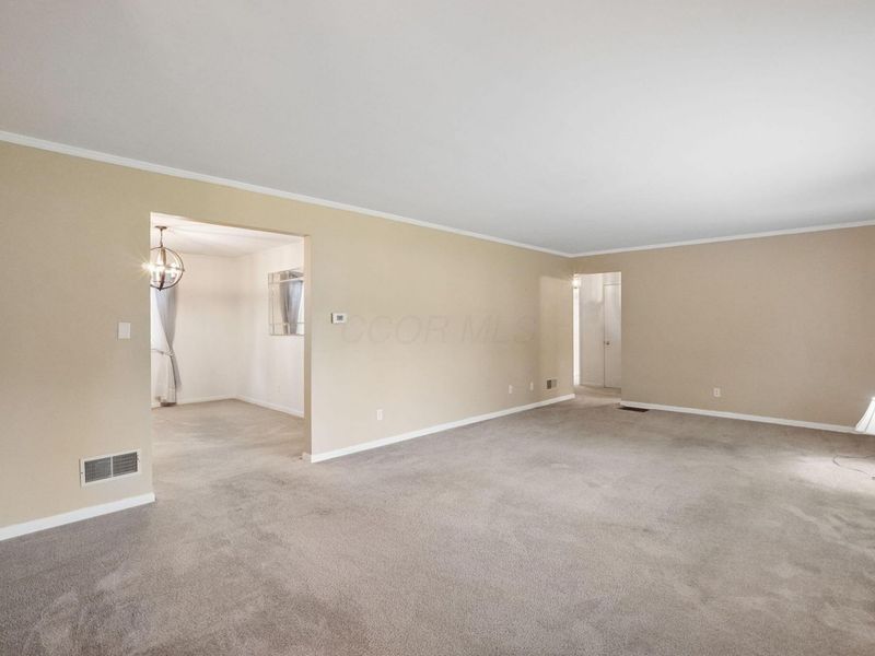 1909 N Columbus Street, Lancaster, OH 43130 Photo 6