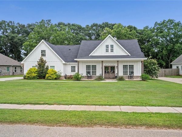 5777 Orchard Lane, Grand Bay, AL 36541