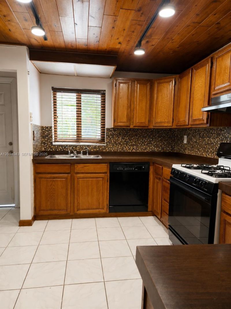 6521 SW 114th Ave, Unit -, Miami, FL 33173 Photo