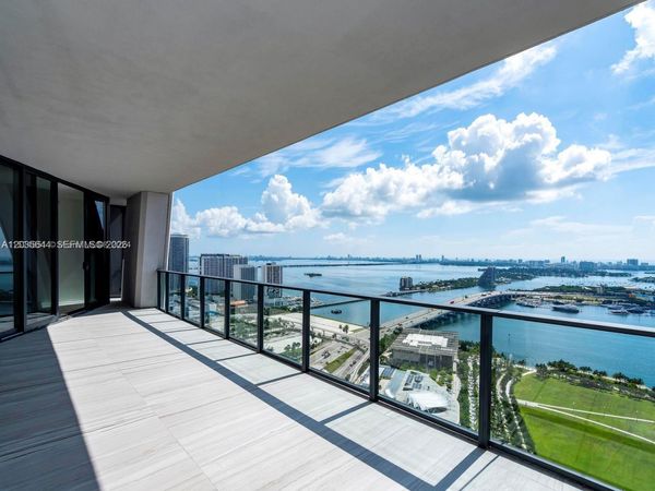 1000 Biscayne Blvd , Unit 4802, Miami, FL 33132