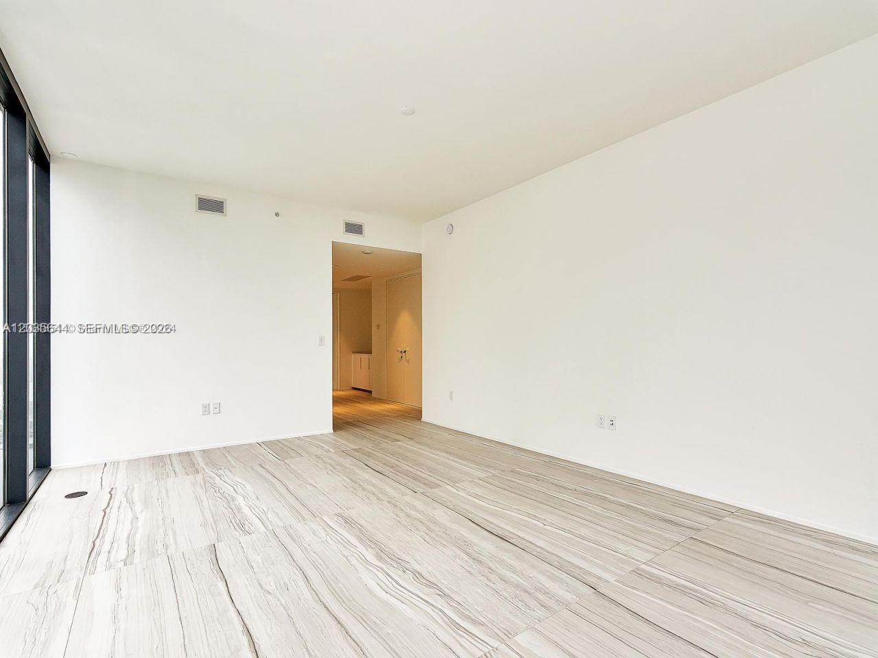1000 Biscayne Blvd , Unit 4802, Miami, FL 33132 Photo
