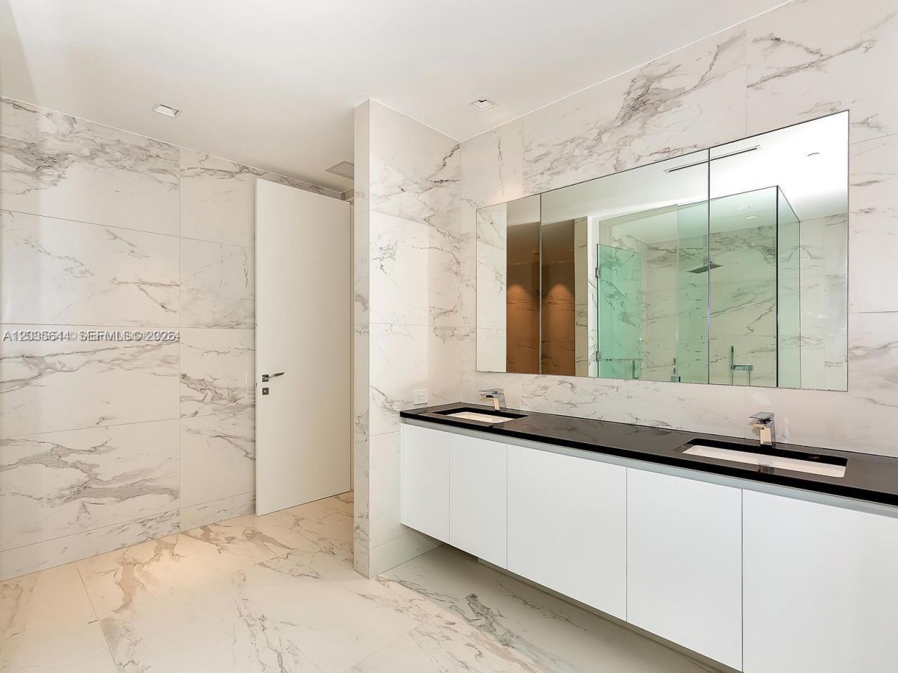 1000 Biscayne Blvd , Unit 4802, Miami, FL 33132 Photo