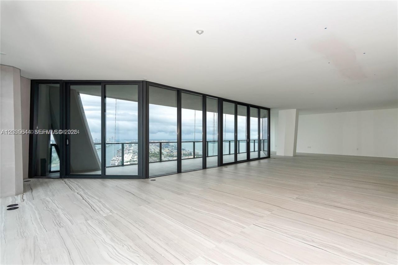 1000 Biscayne Blvd , Unit 4802, Miami, FL 33132 Photo