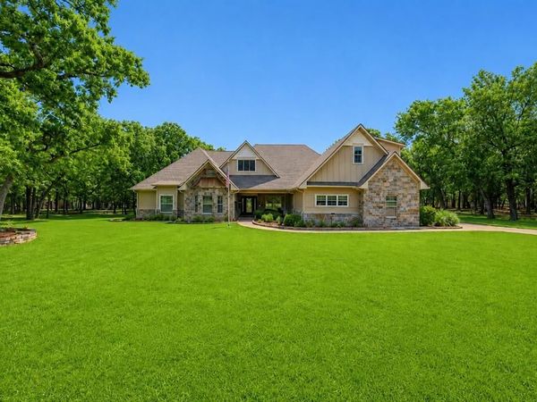 7811 Angelina Drive , Athens, TX 75752