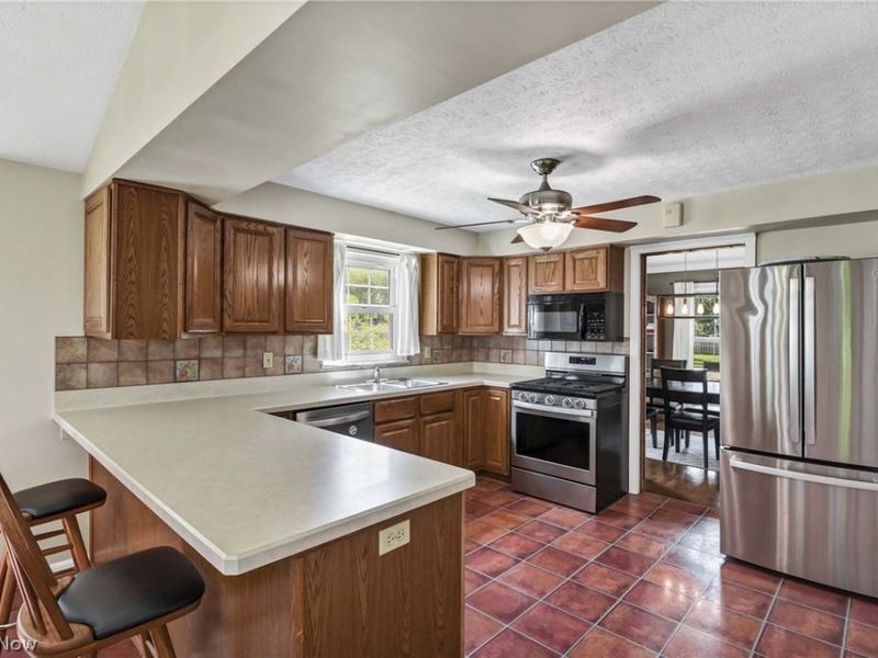 23426 Alexander Road, North Olmsted, OH 44070 Photo 15