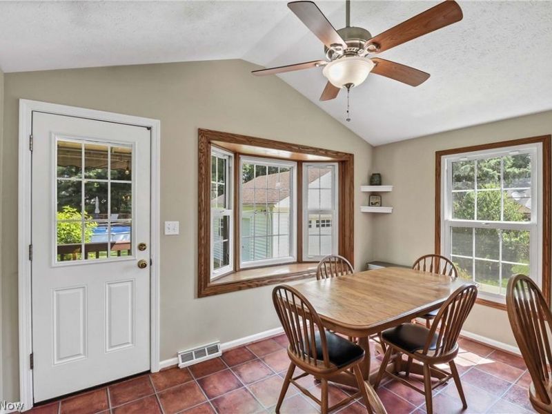 23426 Alexander Road, North Olmsted, OH 44070 Photo 18
