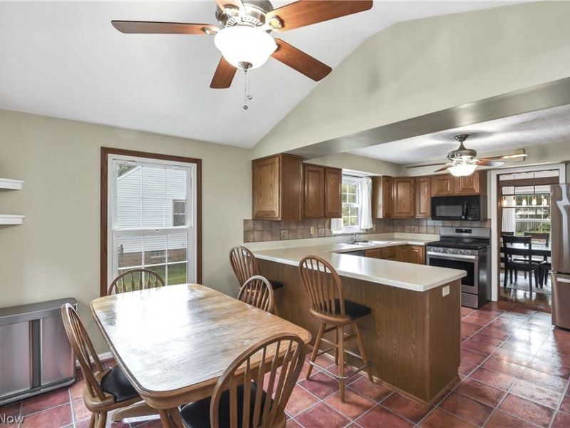 23426 Alexander Road, North Olmsted, OH 44070 Photo 19