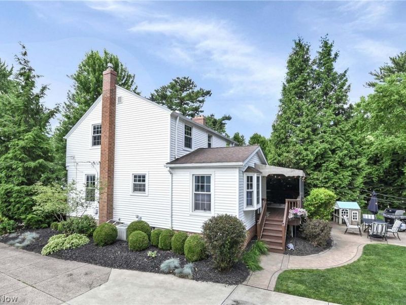 23426 Alexander Road, North Olmsted, OH 44070 Photo 4