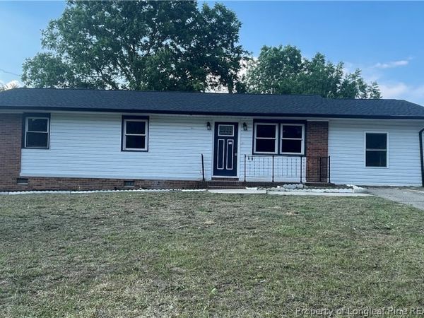 6018 Elstree Place, Fayetteville, NC 28314