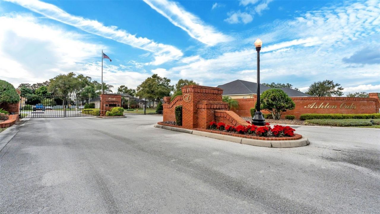 881 Ashton Oaks Circle, Lakeland, FL 33813 Photo
