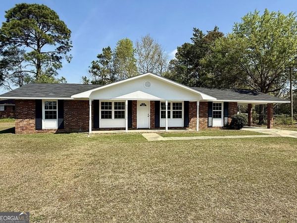 1700 N Maple Drive, Vidalia, GA 30474
