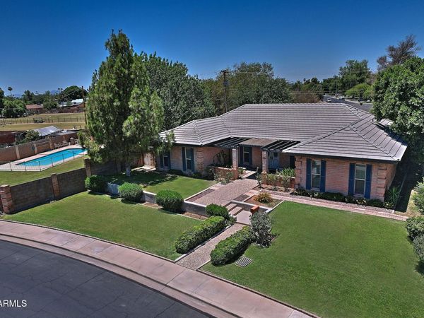 858 N HERITAGE, Mesa, AZ 85201