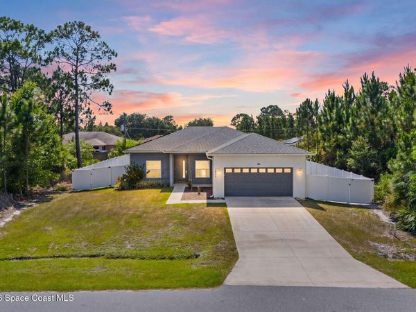 2840 Fontainebleau Avenue SE , Melbourne, FL 32909