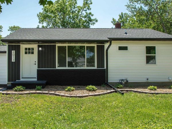 2013 Maplewood Drive, Cedar Falls, IA 50613