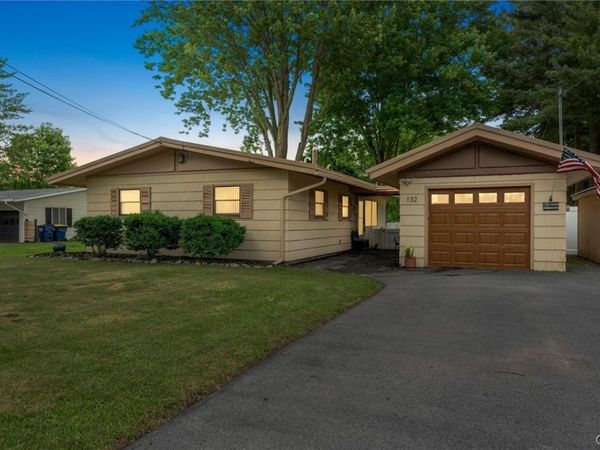 132 Barclay Road , Camillus, NY 13031
