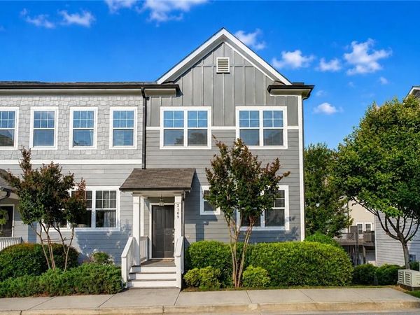 2169 Wiggins Walk , Atlanta, GA 30316
