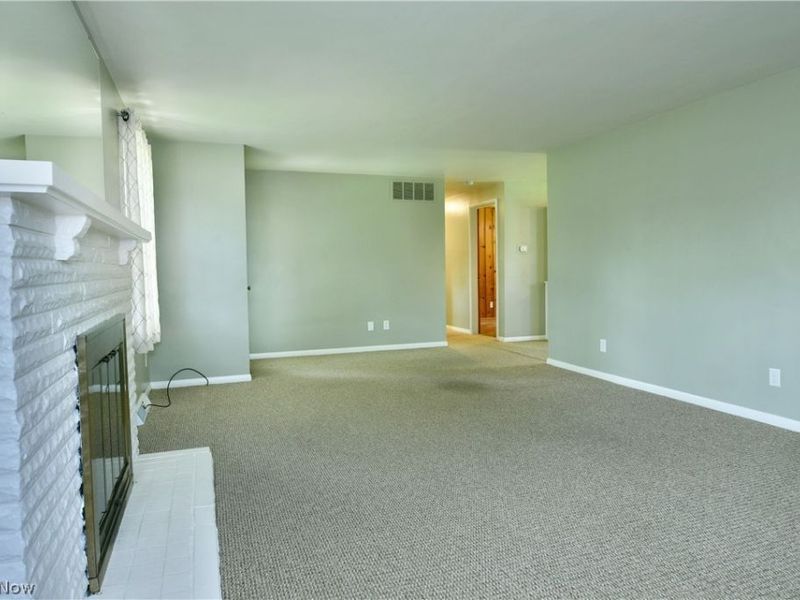 2141 North Road NE, Warren, OH 44483 Photo 12