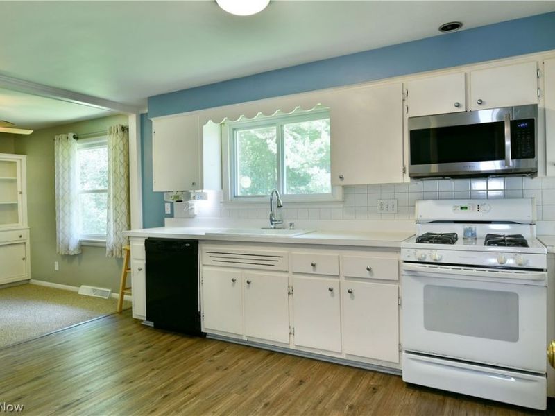 2141 North Road NE, Warren, OH 44483 Photo 18