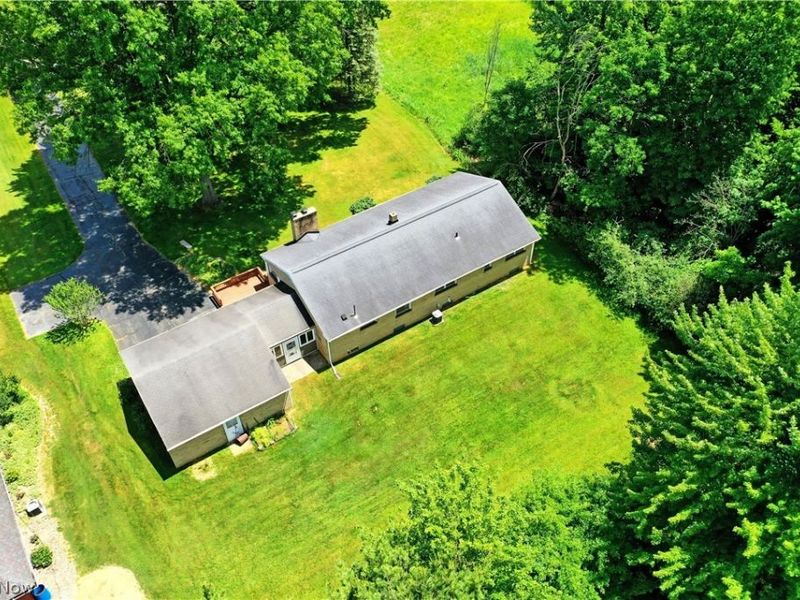 2141 North Road NE, Warren, OH 44483 Photo 4