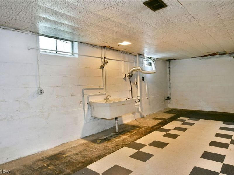 2141 North Road NE, Warren, OH 44483 Photo 40
