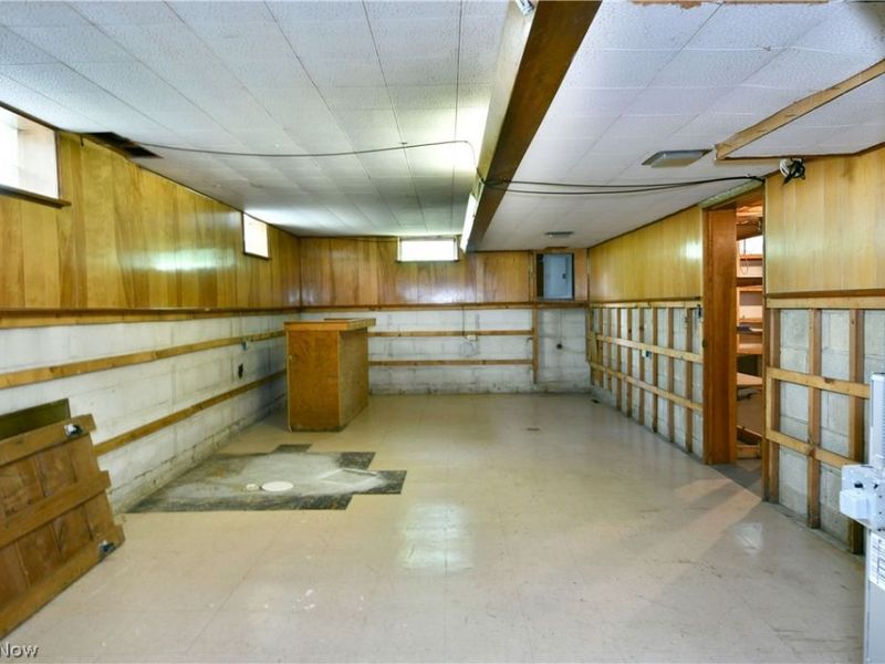 2141 North Road NE, Warren, OH 44483 Photo 43