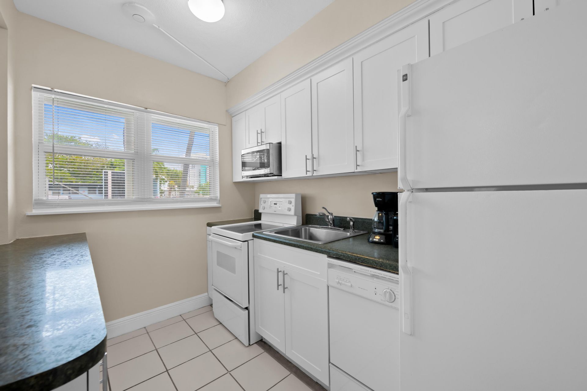 741 Bayshore Drive, Unit 16n, Fort Lauderdale, FL 33304 Photo