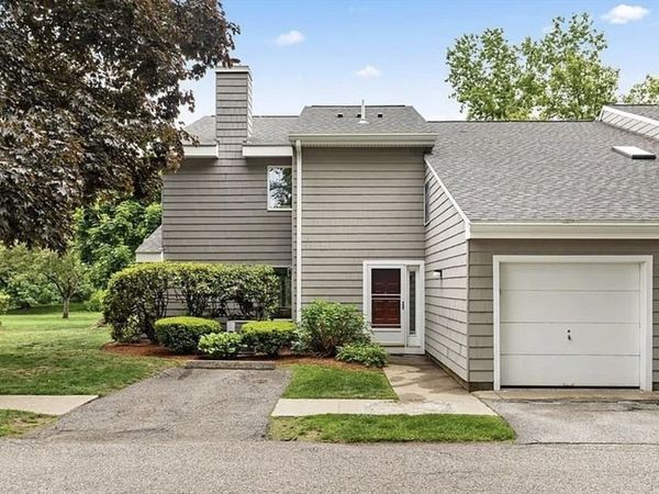171 Swanton St, Unit 77, Winchester, MA 01890