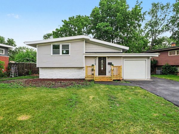 6949 Ash Place , Gary, IN 46403