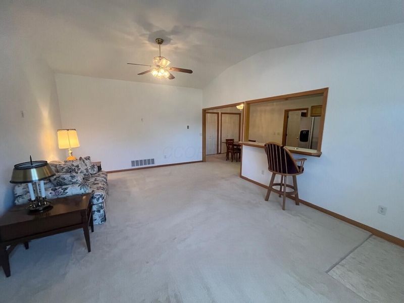 532 Heather Woods Drive, Elyria, OH 44035 Photo 10