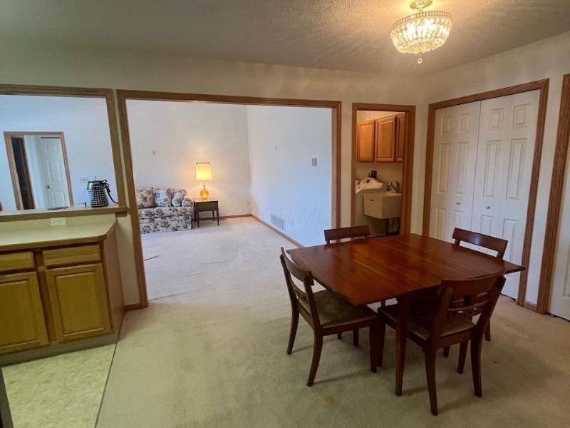 532 Heather Woods Drive, Elyria, OH 44035 Photo 18