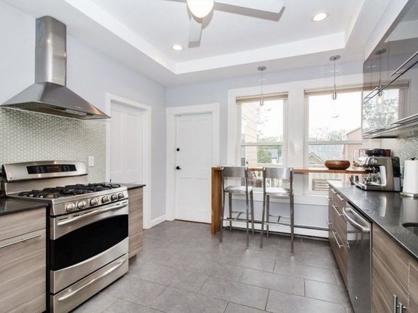 53 Prince St, Unit 3, Cambridge, MA 02139