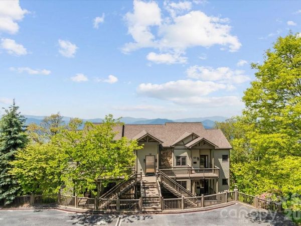 30 Club Villa Court , Unit B/2, Burnsville, NC 28714