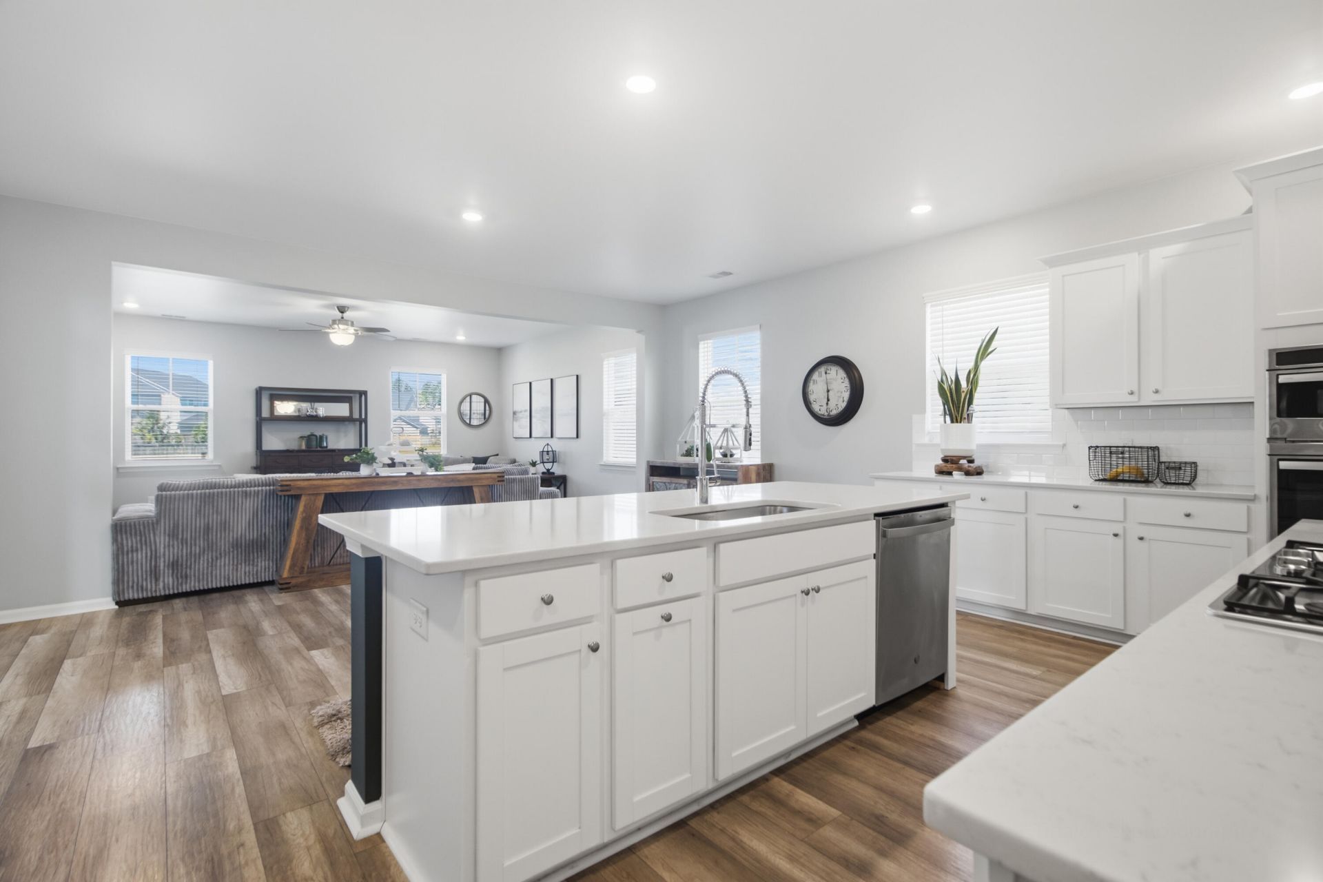 164 Oyster Tide Avenue Photo 14