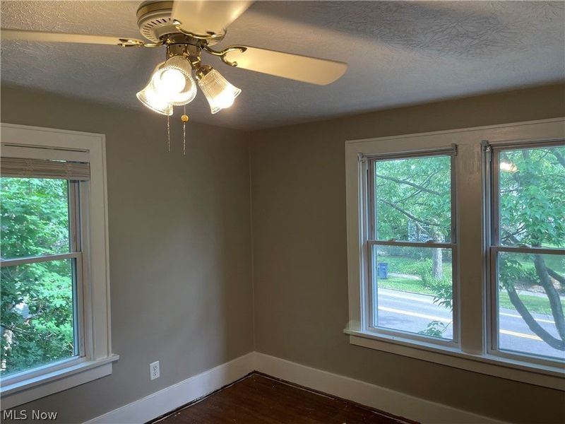 537 Archwood Avenue, Akron, OH 44301 Photo 5
