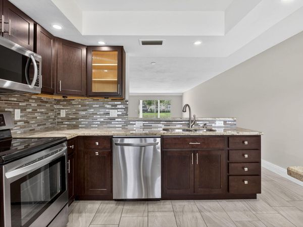 2202 Lucaya Bend, Unit B1, Coconut Creek, FL 33066