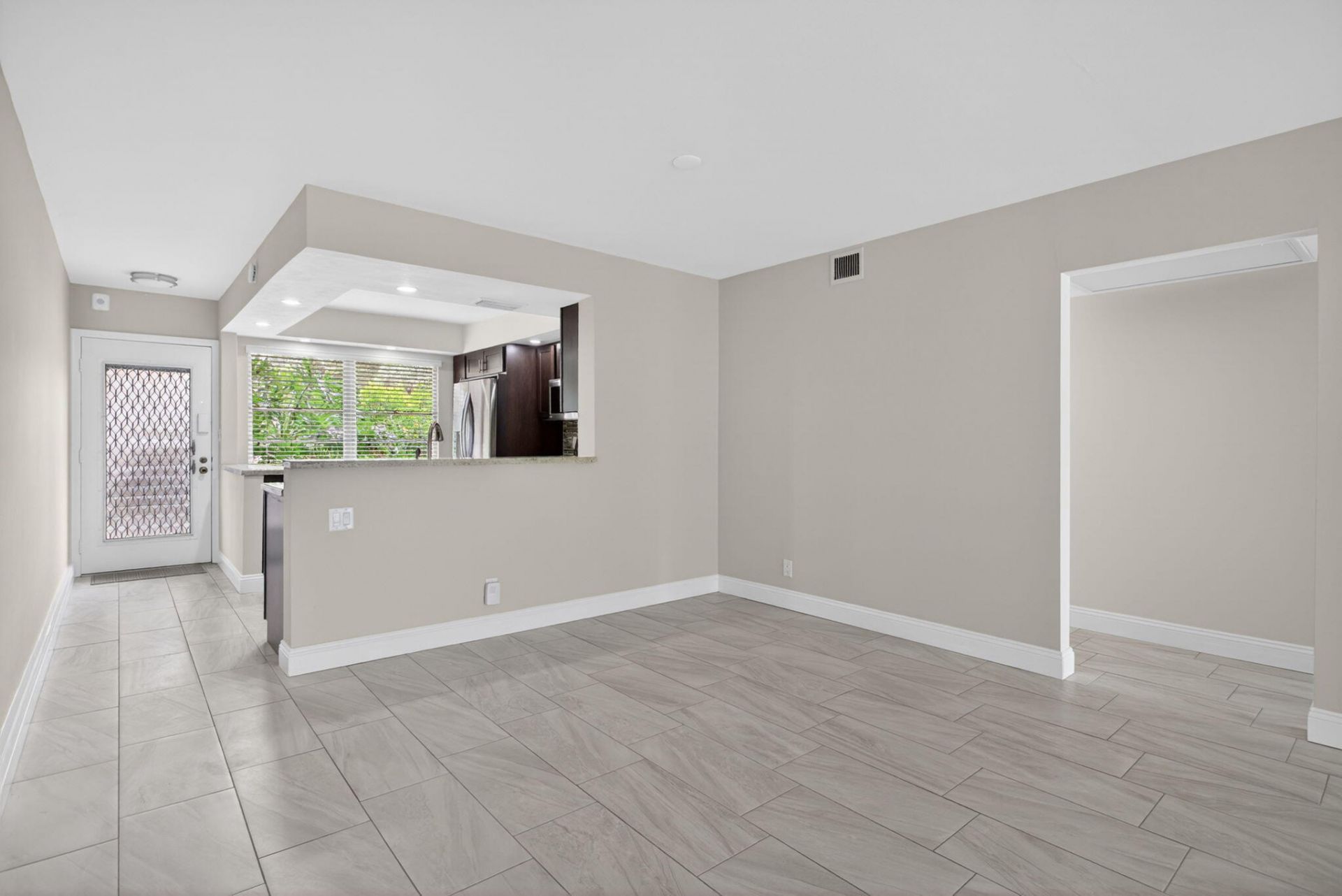 2202 Lucaya Bend, Unit B1, Coconut Creek, FL 33066 Photo