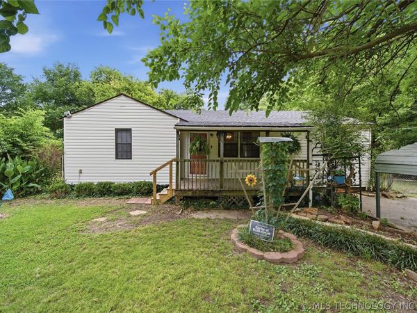 2458 E 60th Street North N, Tulsa, OK 74130
